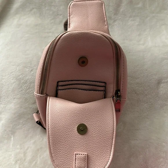 Pink Crossbody - Picture 4 of 7